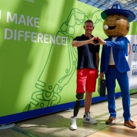 ESA-Projekt-Astronaut John McFall gibt am Vortag der OTWorld in Leipzig erste Einblicke in seine Reise von der Amputation zum Weltall. ESA-Projekt-Astronaut John McFall gibt am Vortag der OTWorld in Leipzig erste Einblicke in seine Reise von der Amputation zum Weltall.